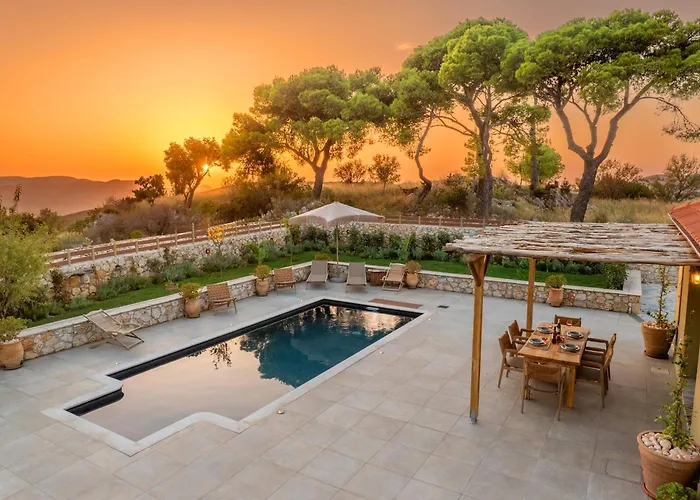 Sassi Di Fteri Villas